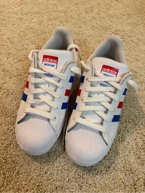 Adidas Americana VS Superstar Shoes - White with Red & Blue. Men’s 5/Women’s 7